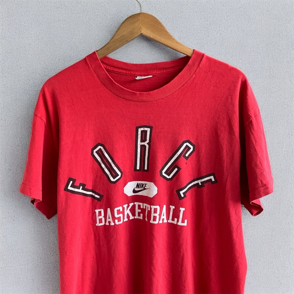 Vintage 90s Nike Force Basketball Tee shirt gray tag single stitch NBA Jordan